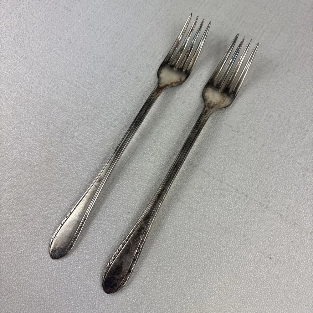Vintage International‎ Silver Holmes & Edward's FIRST LADY Grille Forks Set Of 2